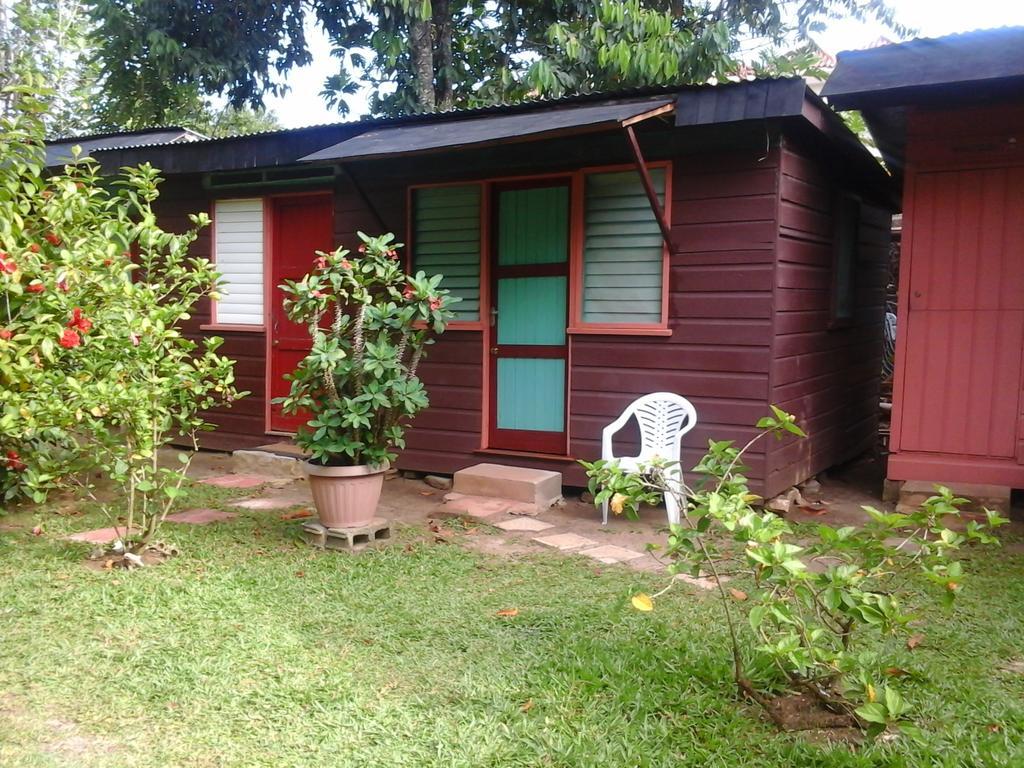Secret Cabins At Firefly Beach Cottage Νεγκρίλ Εξωτερικό φωτογραφία